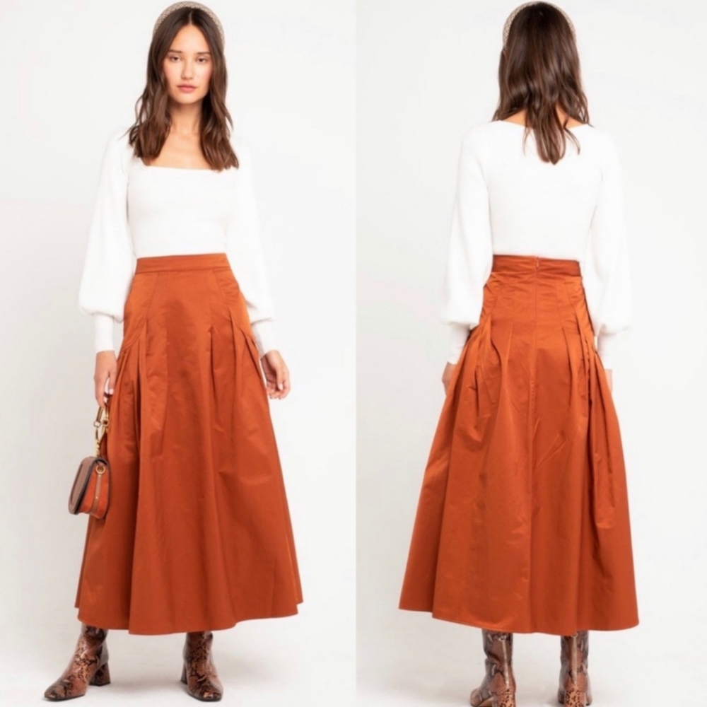 KOURT Size M Maria Midi Skirt Pleated Burnt Orange, beautiful for fall.